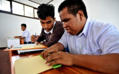 DITOLAK MASUK SEKOLAH REGULER SERTA SEKOLAH LUAR BIASA